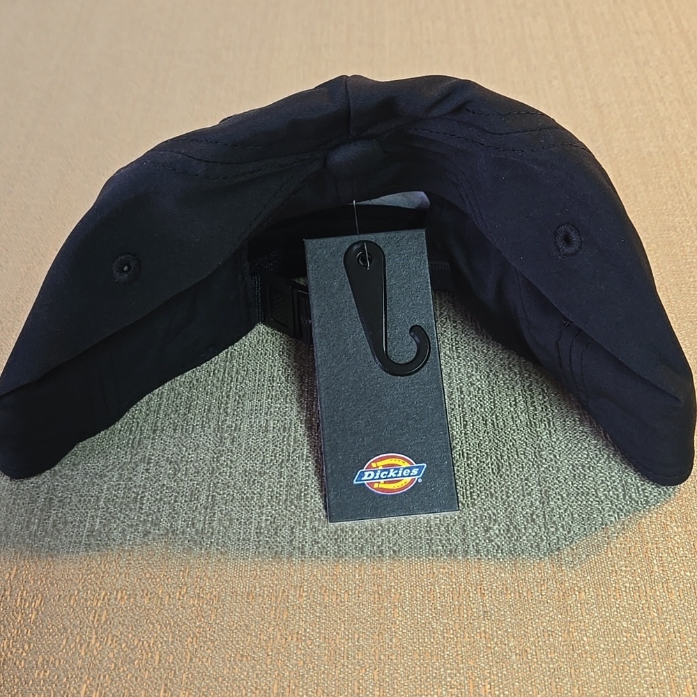 NWT Dickies x Free & Easy "Don't Trip" Patch Strapback Hat - Black - Picture 8 of 9